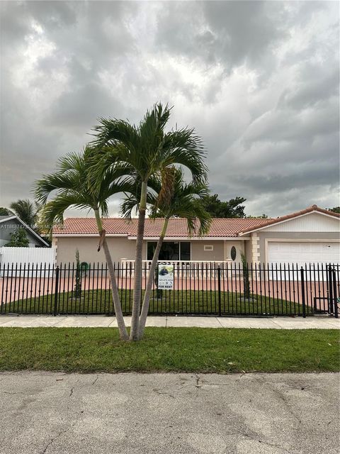 10805 SW 165th Ter 0 Miami FL 33157
