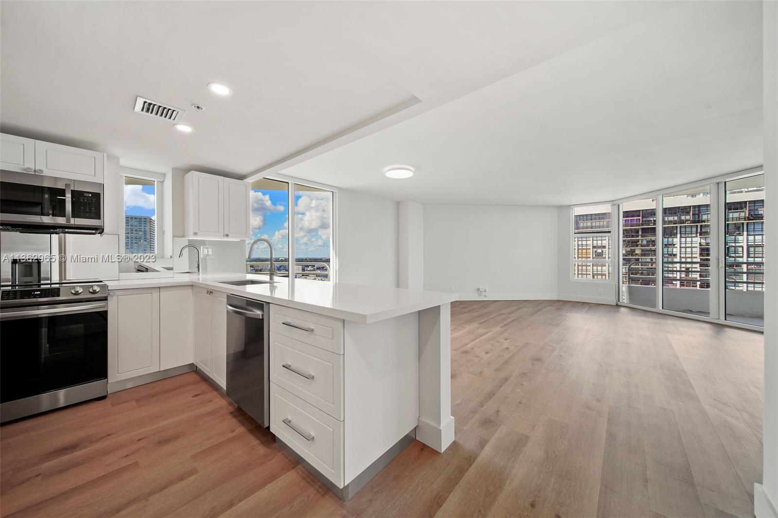 The Hamilton - Residential Lease