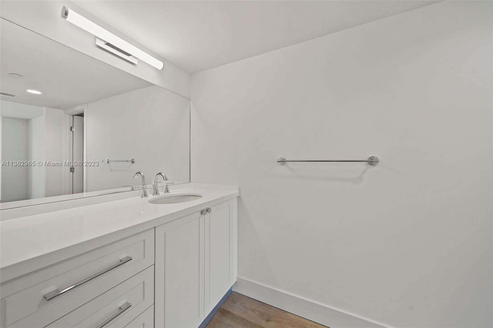 The Hamilton - Residential Lease