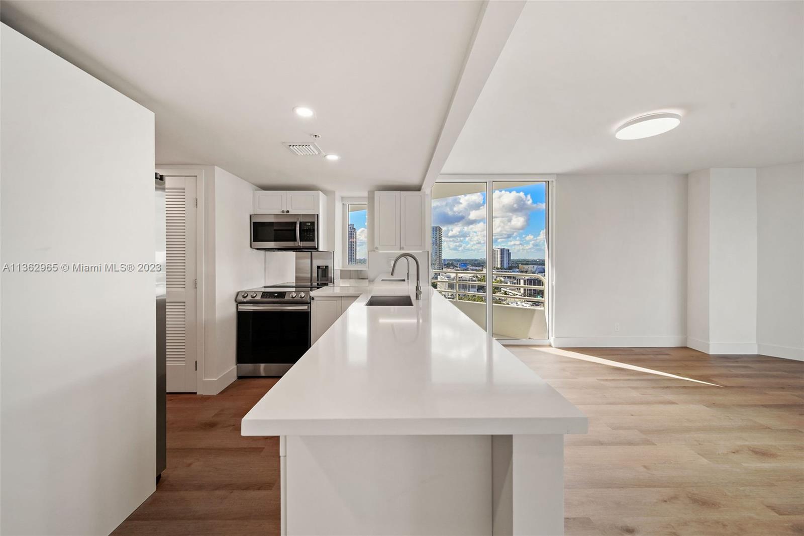 The Hamilton - Residential Lease