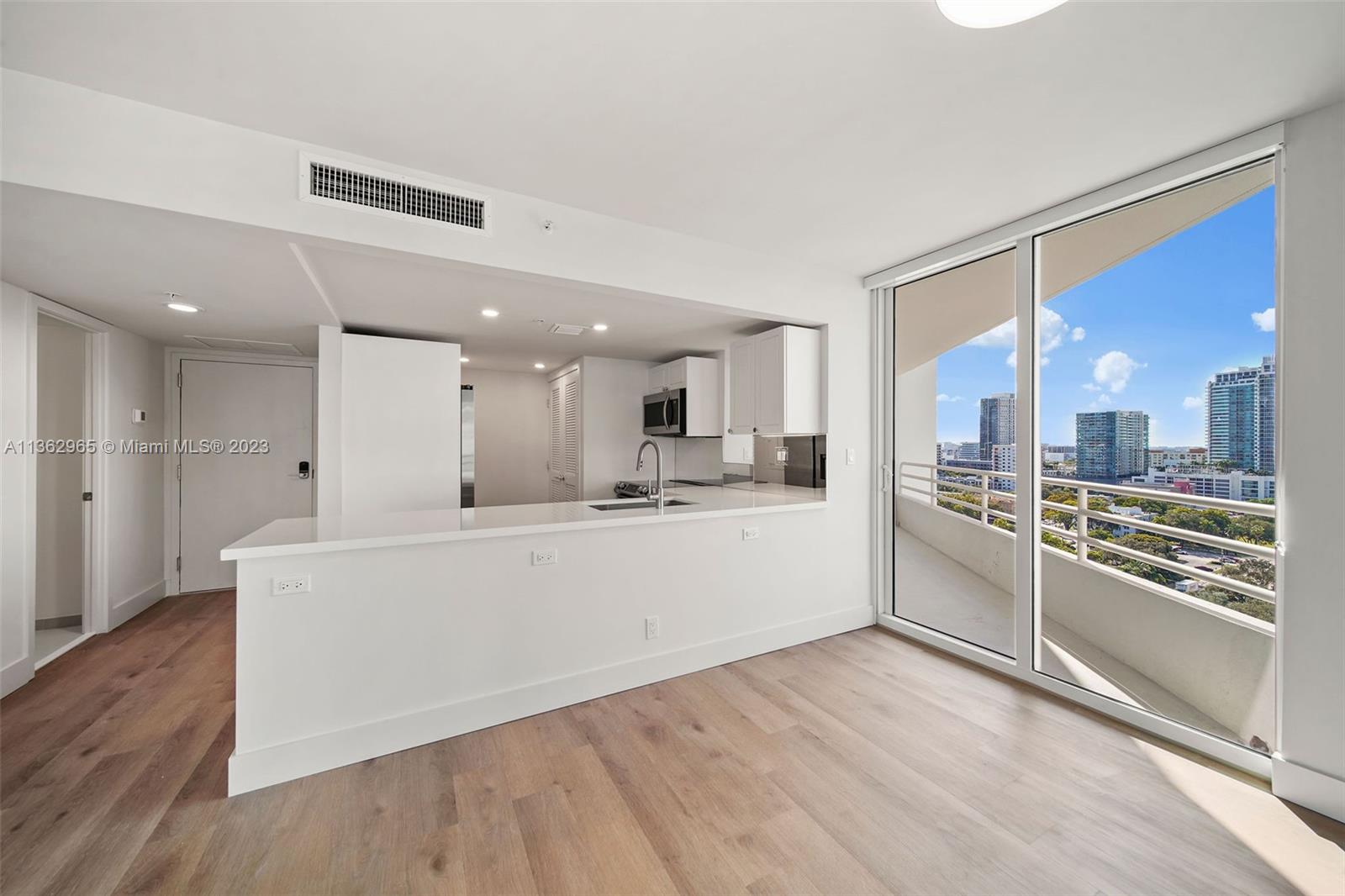 The Hamilton - Residential Lease