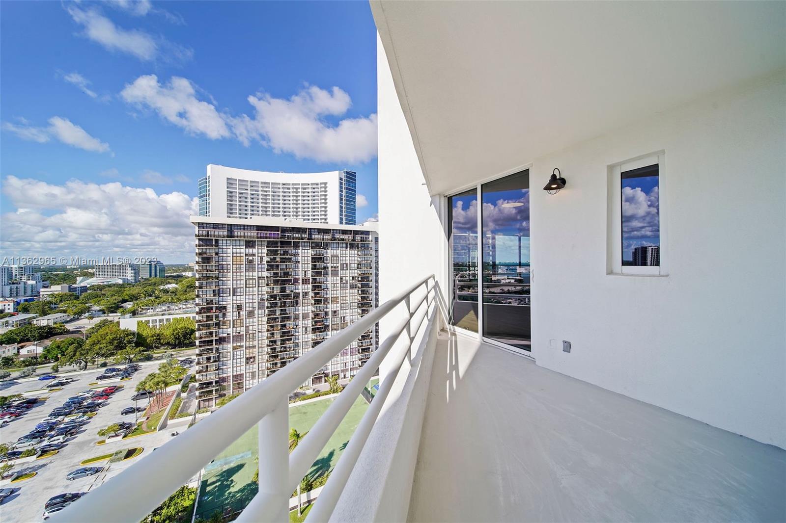 The Hamilton - Residential Lease