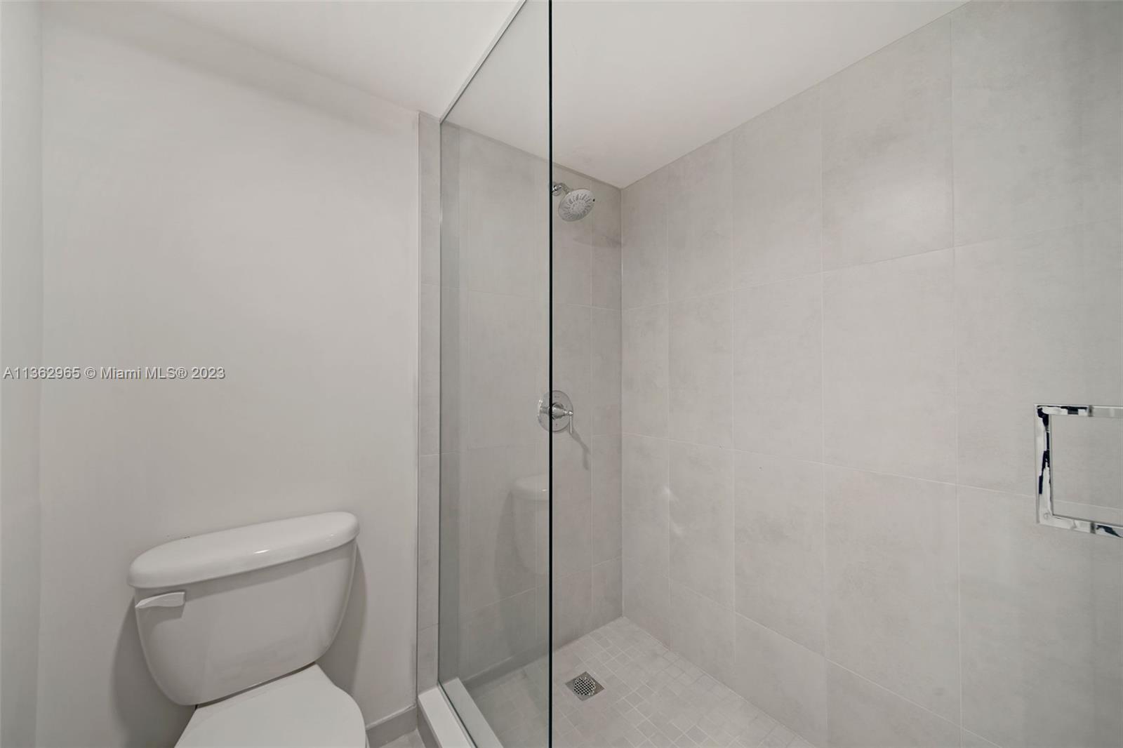 The Hamilton - Residential Lease