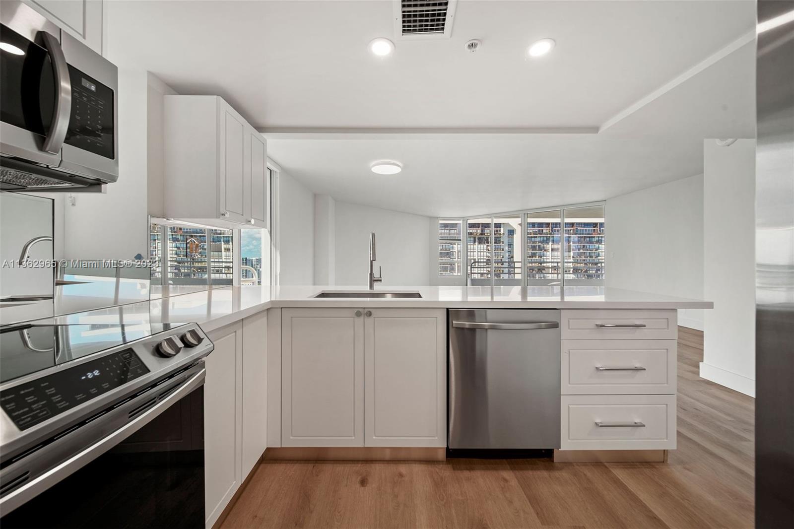 The Hamilton - Residential Lease