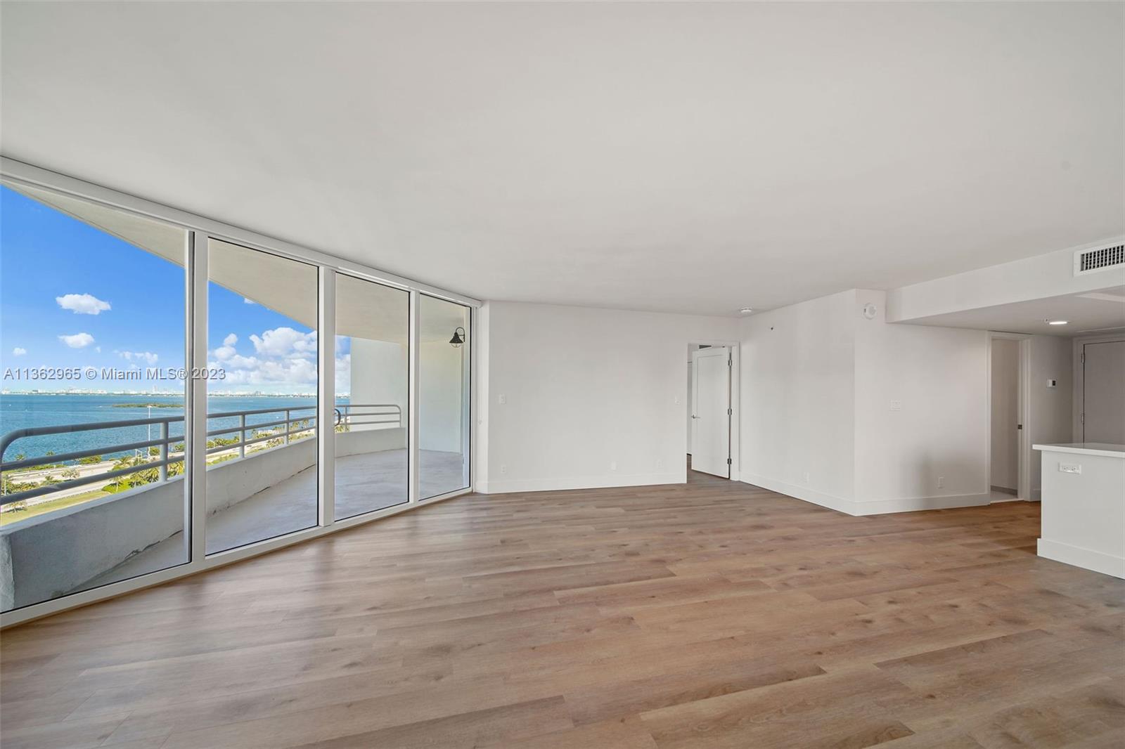 The Hamilton - Residential Lease