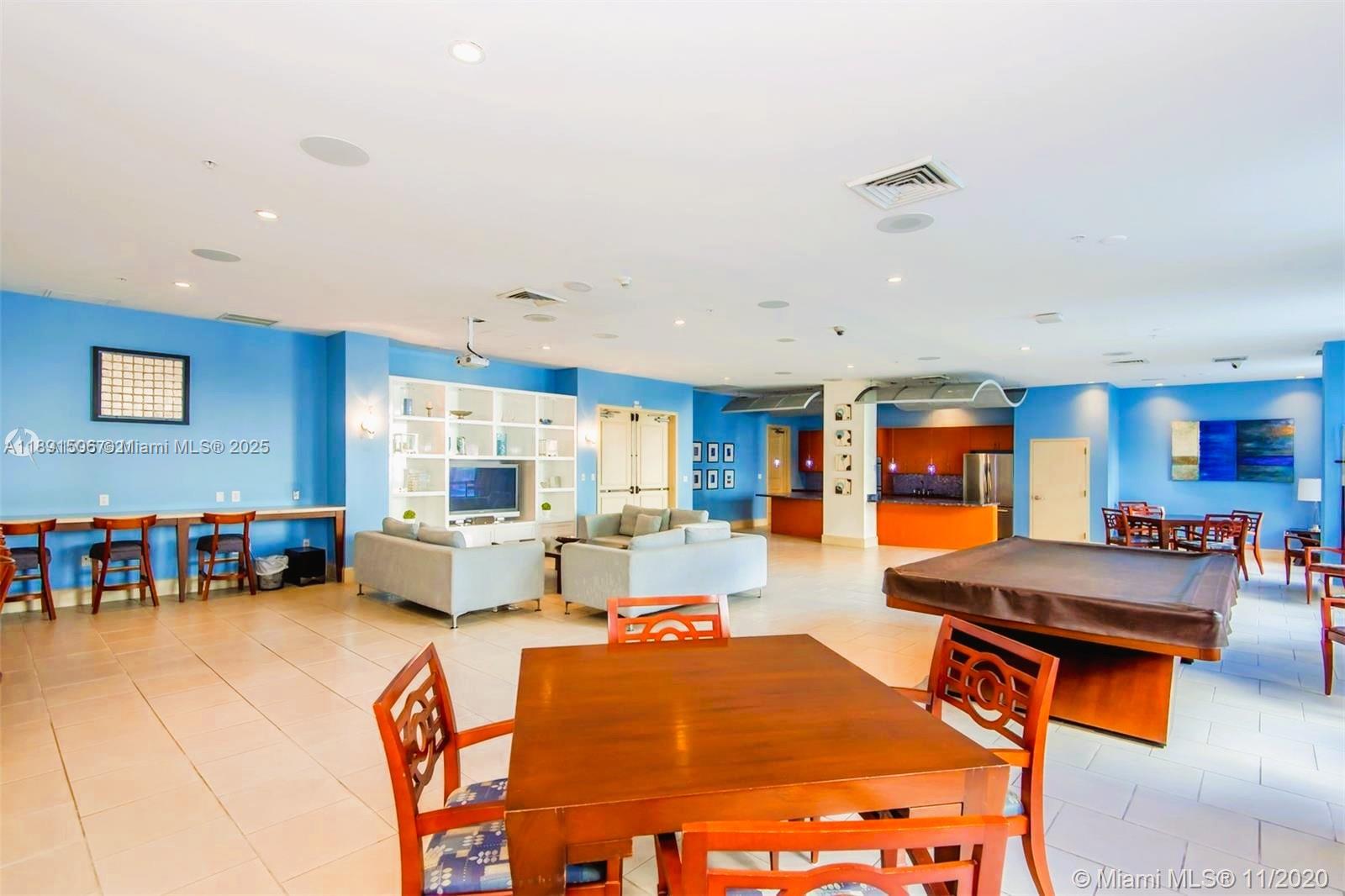 CITE CONDO - Residential