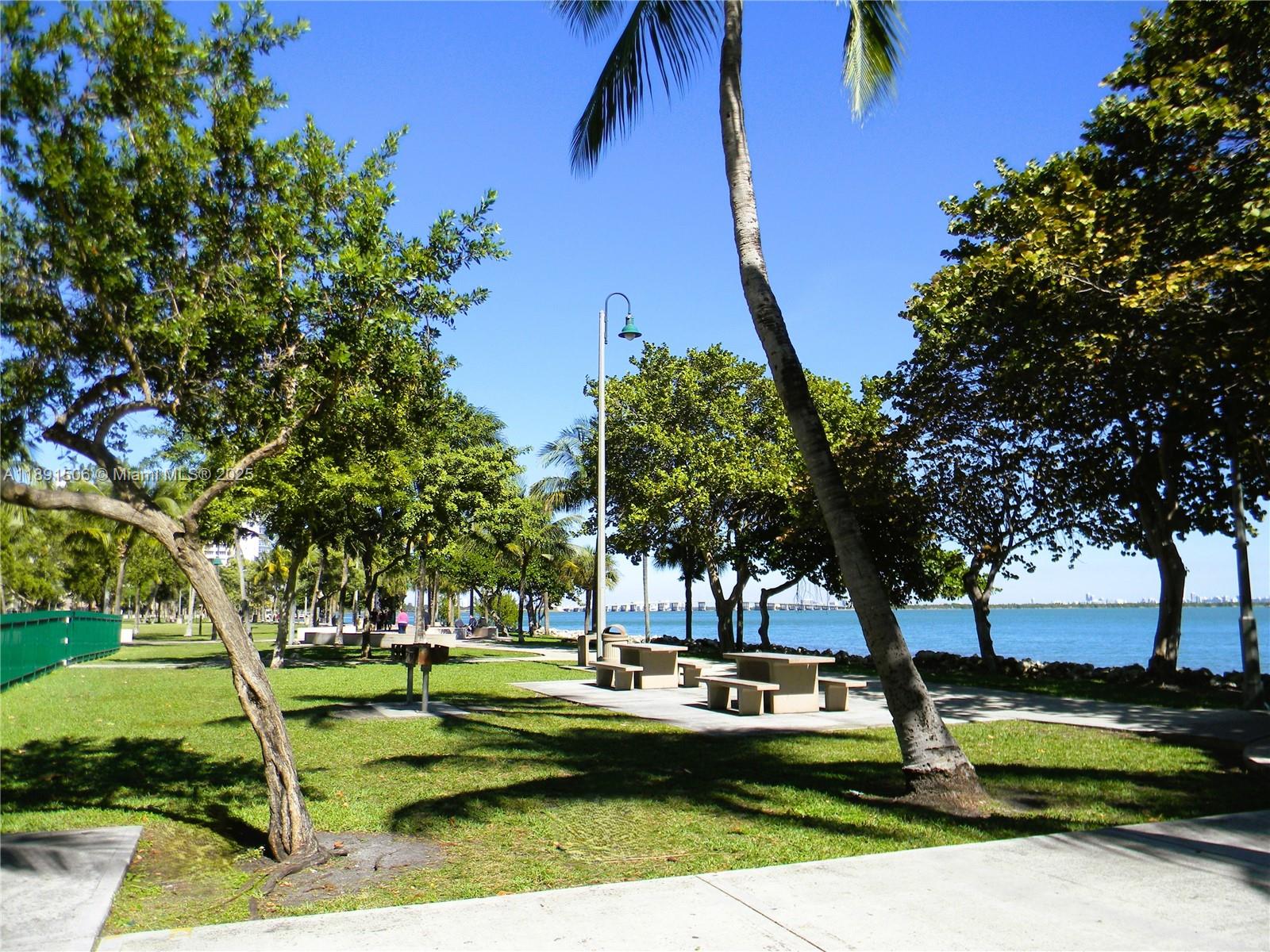 CITE CONDO - Residential