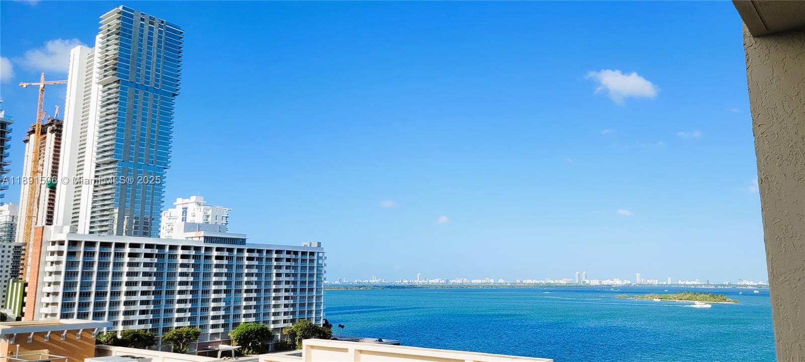 2000 N Bayshore Dr 907