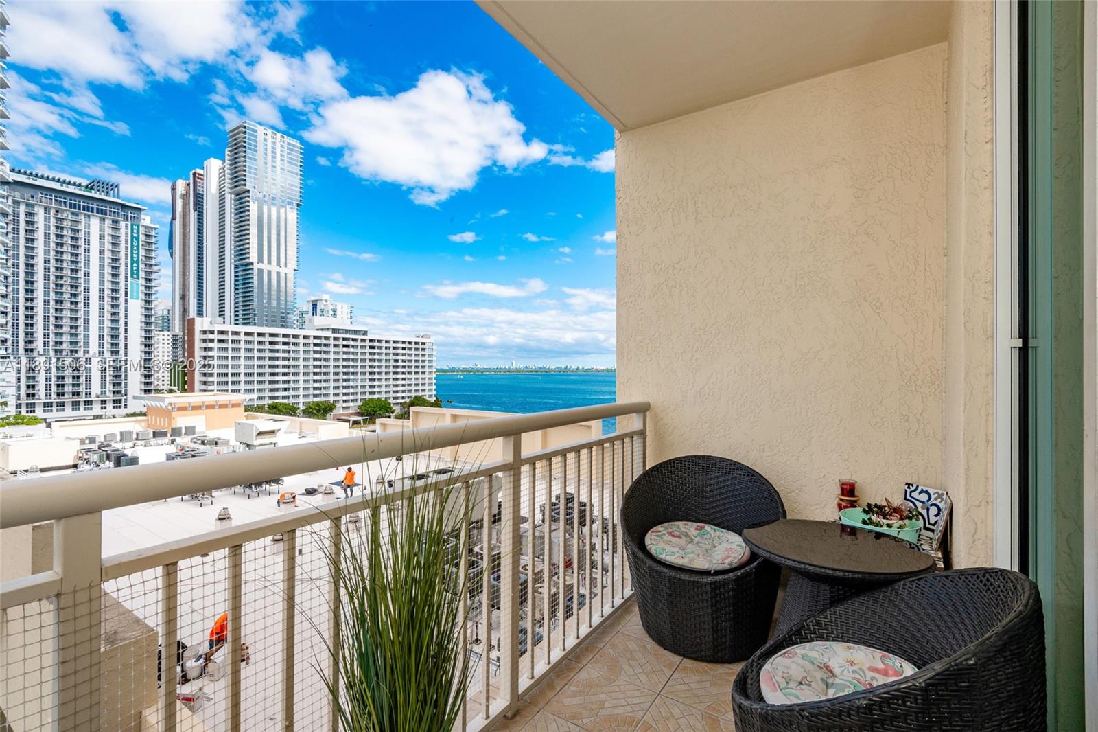 CITE CONDO - Residential