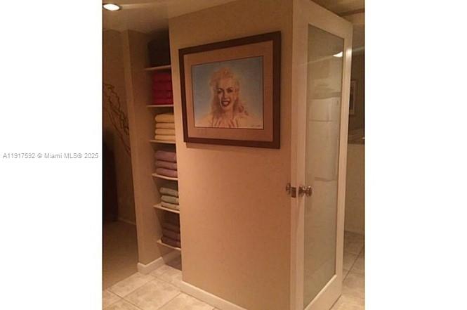 ENSENADA CONDO BLDG E-II - Residential