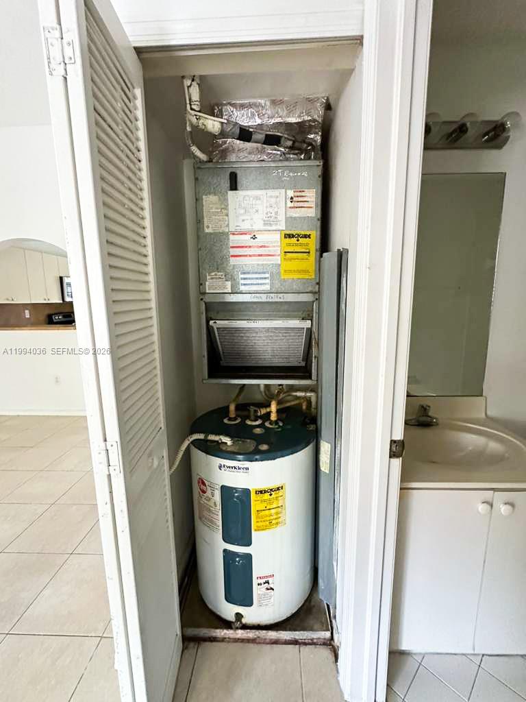 VENETIA GARDENS SOUTH CON - Residential