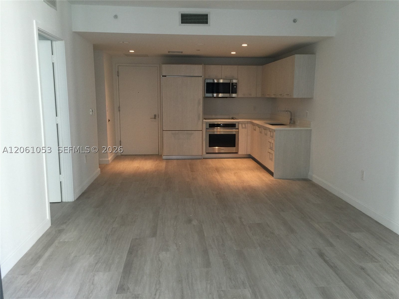 45 SW 9 st 1607