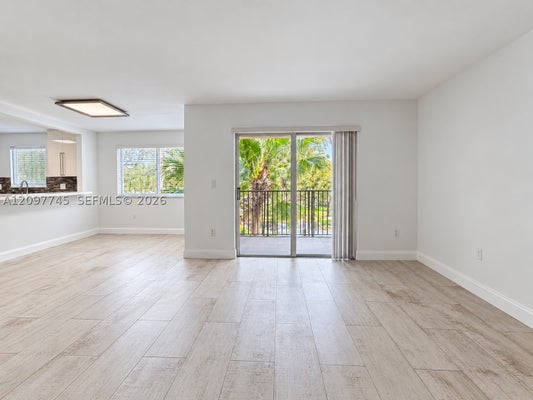791 N PINE ISLAND RD APT 214, PLANTATION, FL 33324 - Image 06f6b4f2b8570fc067b08017df334e07/2867442957
