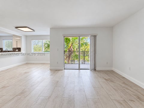 Photo of 791 N Pine Island Rd #214, Plantation, FL 33324 (MLS # A12097745)