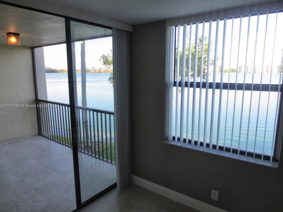 LAKE EMERALD CONDOMINIUM - Residential Lease