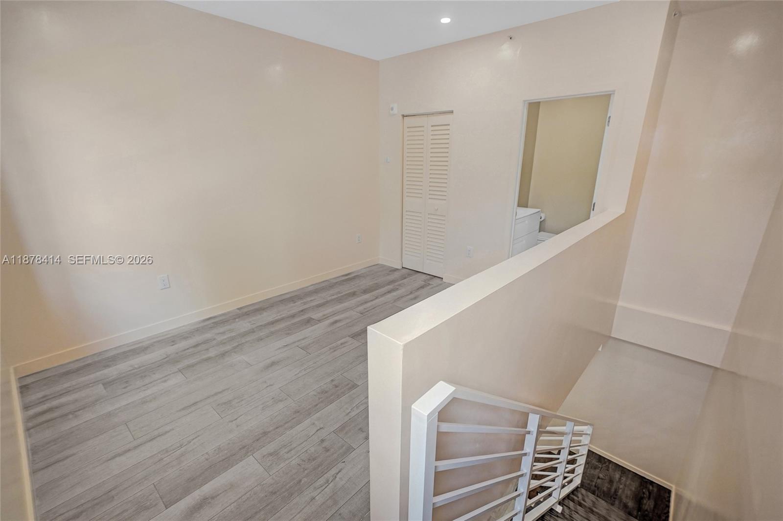 LINCOLN SUB - Residential