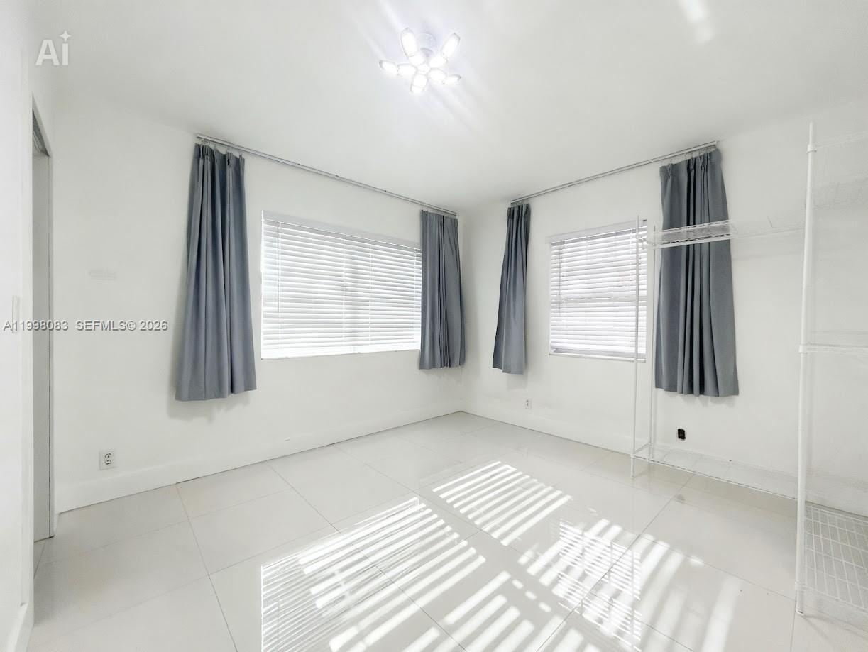 CARL BYOIR - Residential Lease