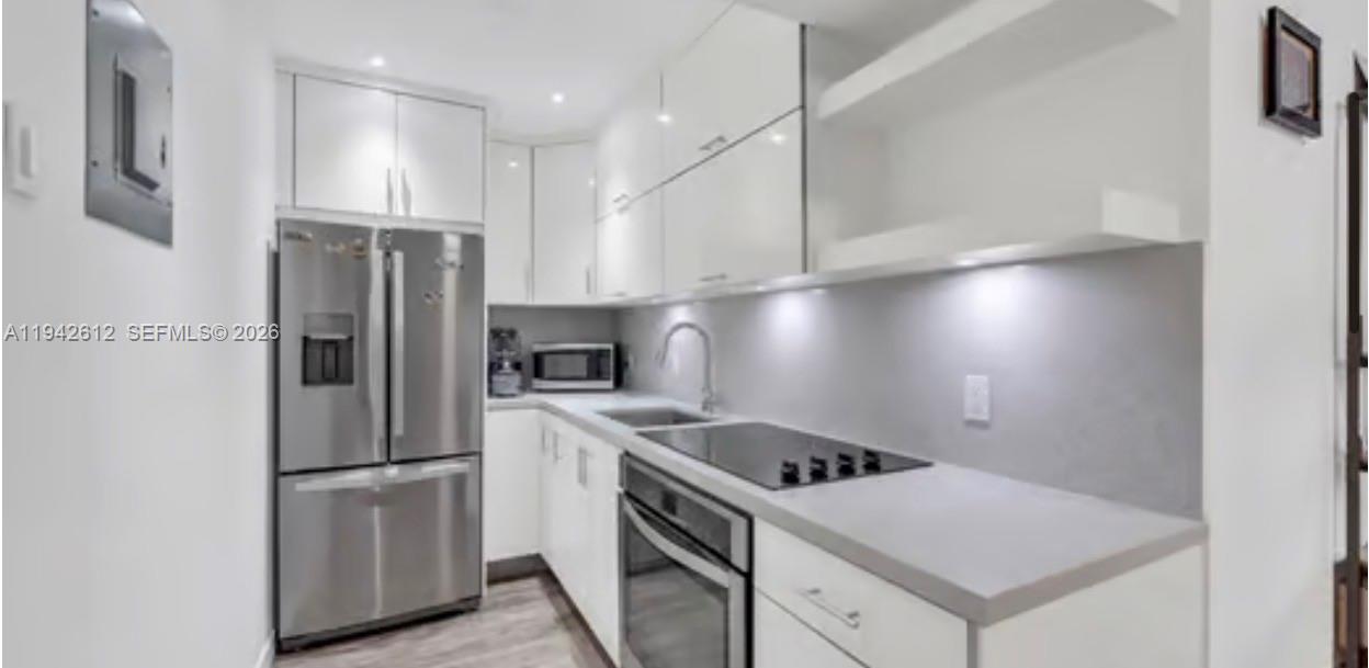 SUNSET VILLAS PHASE II CO - Residential