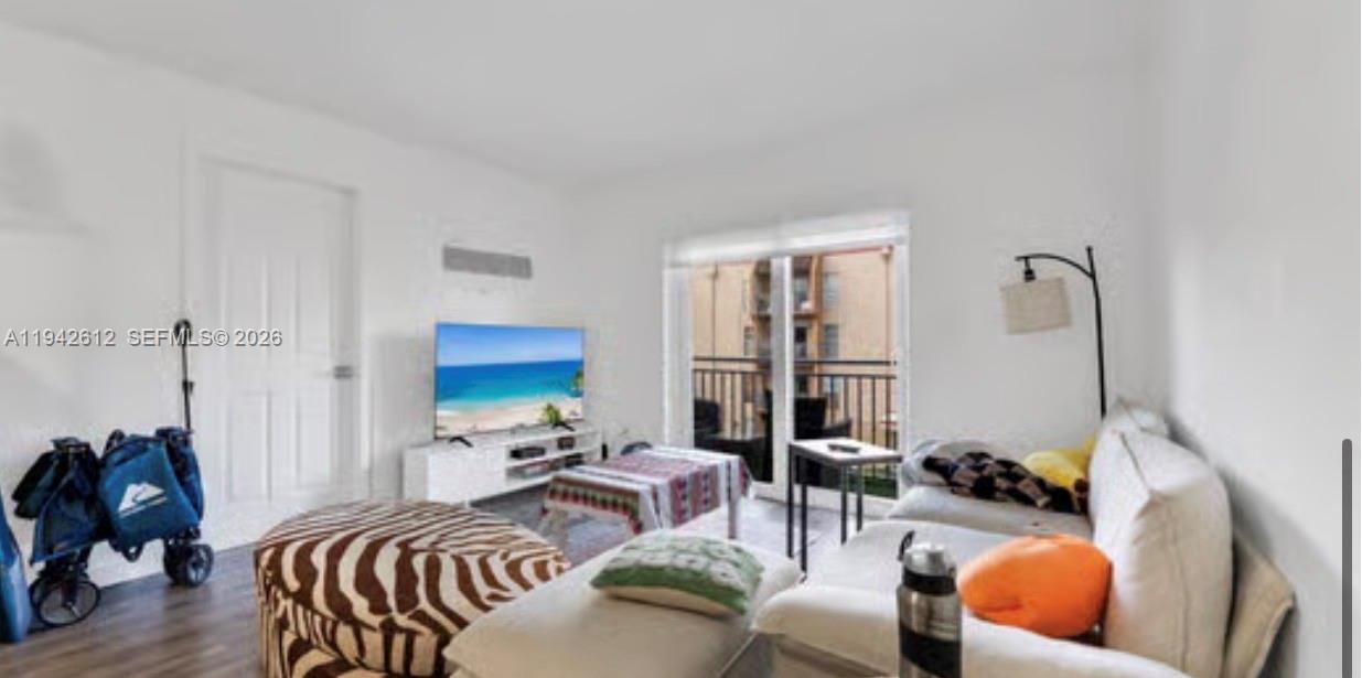 SUNSET VILLAS PHASE II CO - Residential