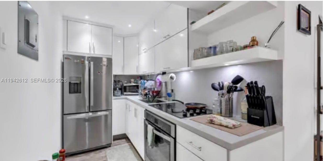 SUNSET VILLAS PHASE II CO - Residential