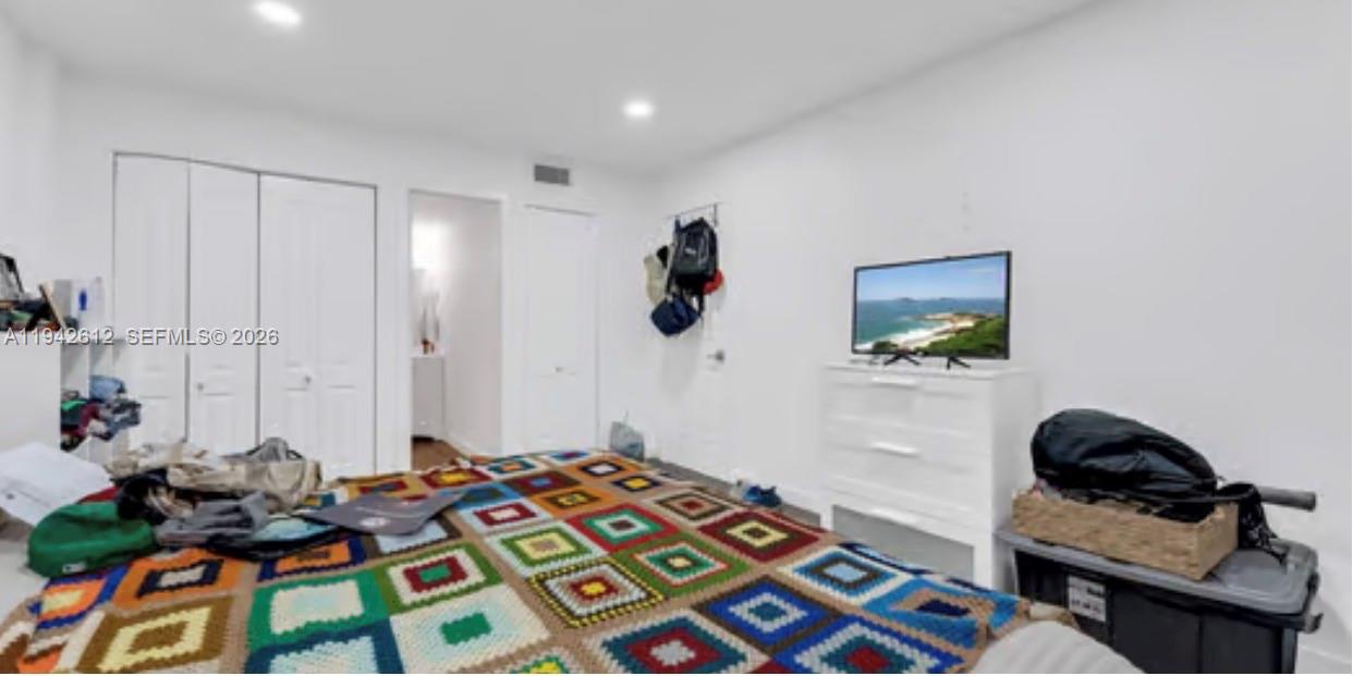 SUNSET VILLAS PHASE II CO - Residential