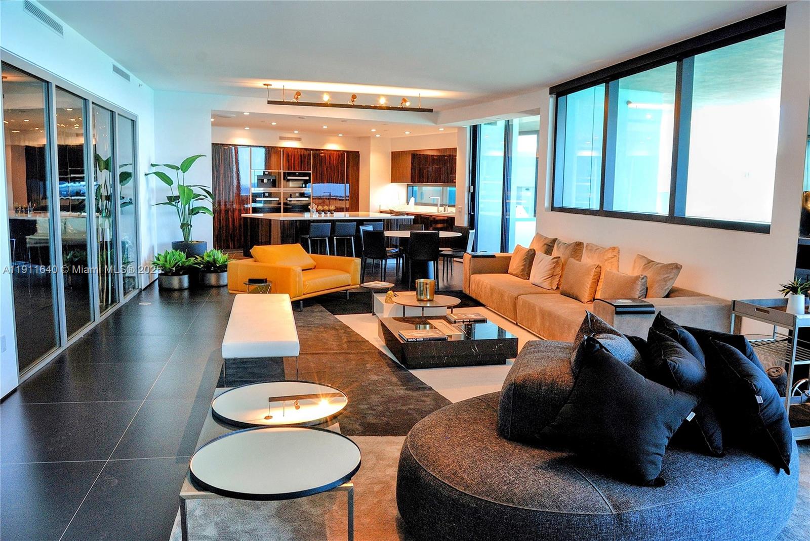 18555 COLLINS AVENUE COND - Residential