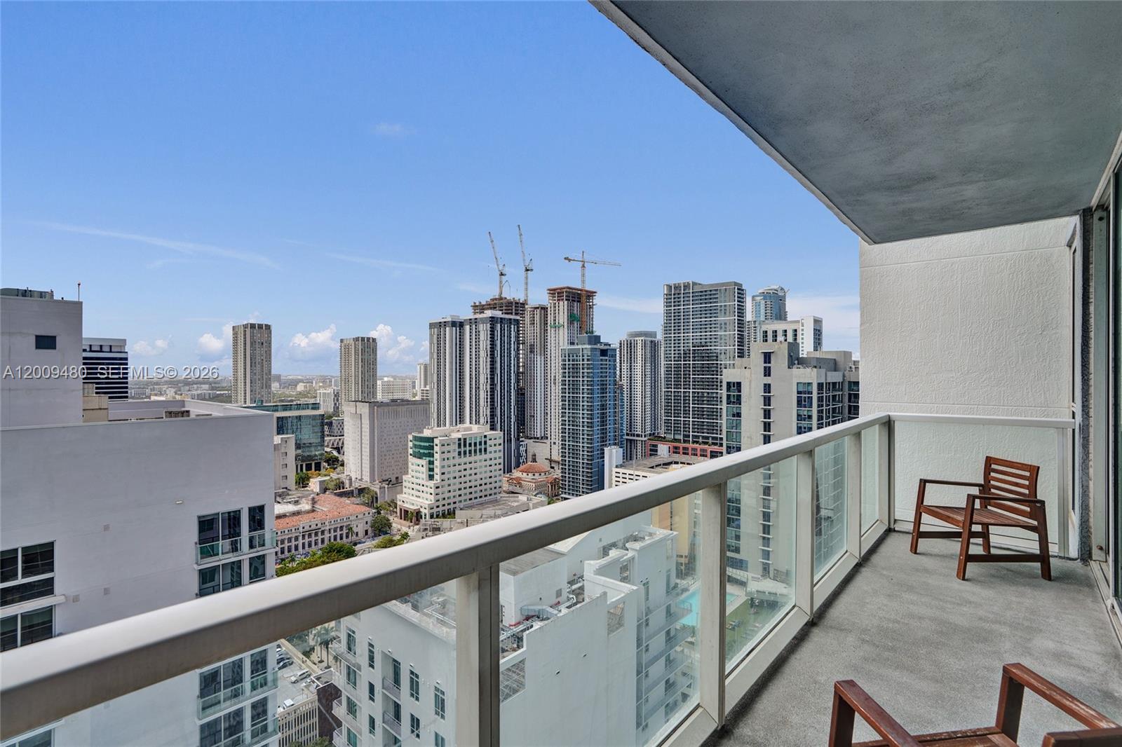 VIZCAYNE SOUTH CONDO - Residential