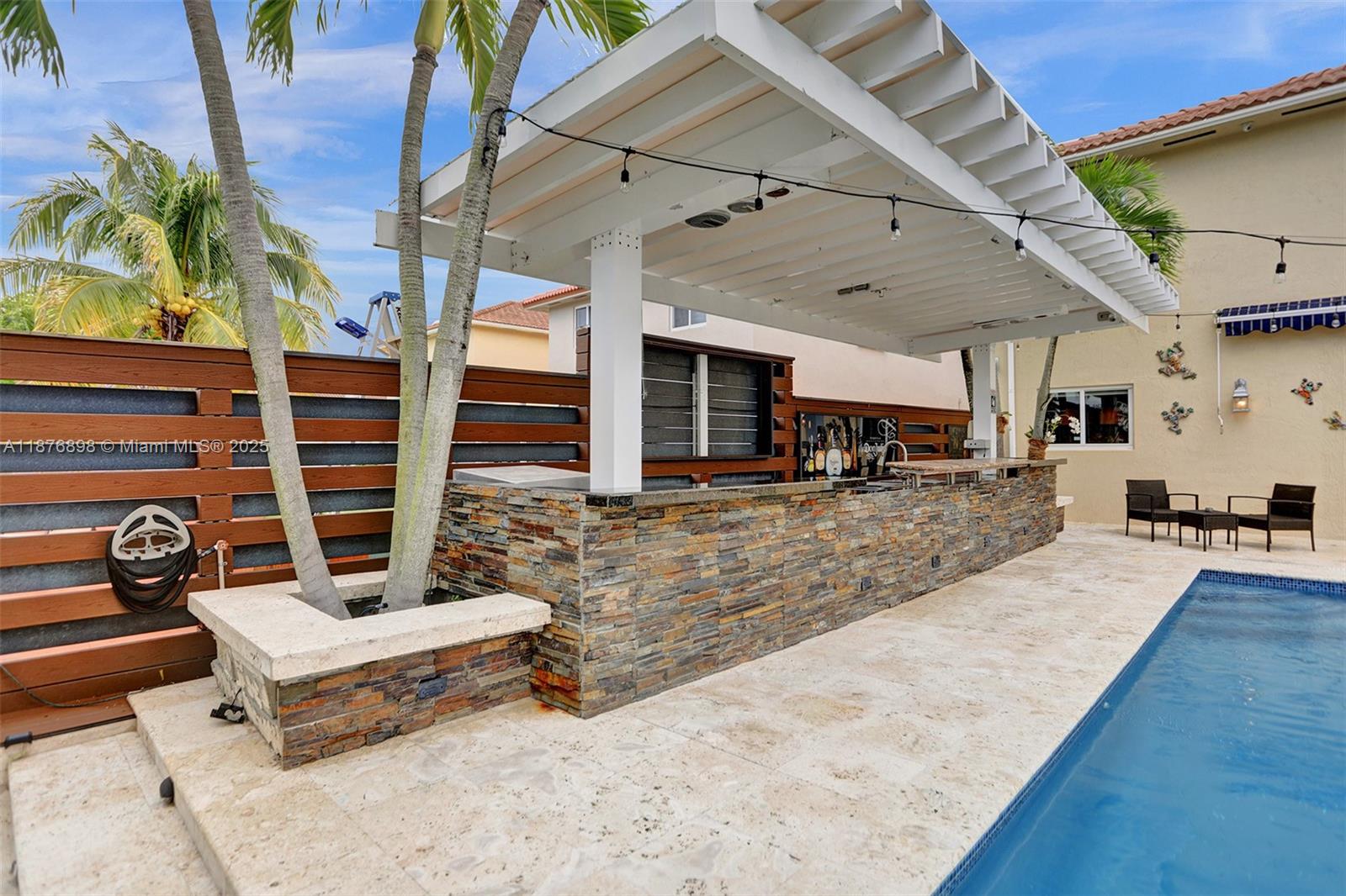 PRECIOUS HOMES AT LAKES - Residential