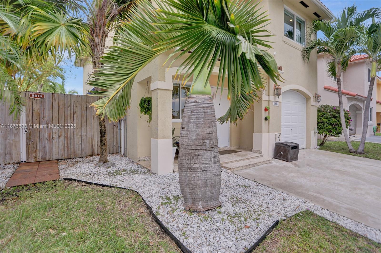 PRECIOUS HOMES AT LAKES - Residential