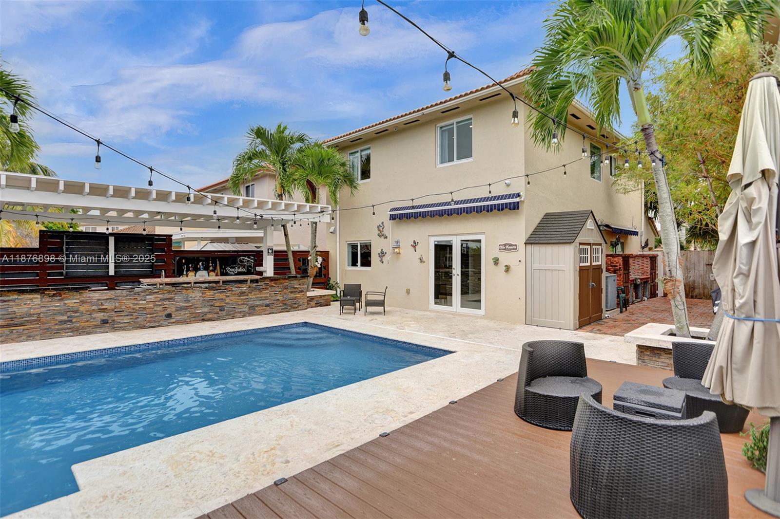 PRECIOUS HOMES AT LAKES - Residential