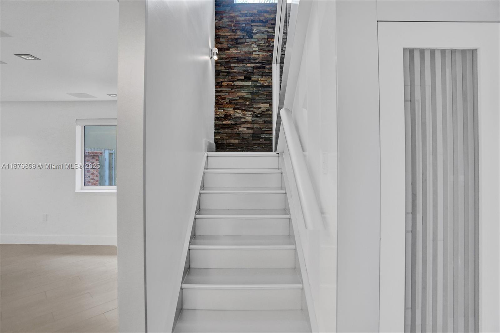 PRECIOUS HOMES AT LAKES - Residential