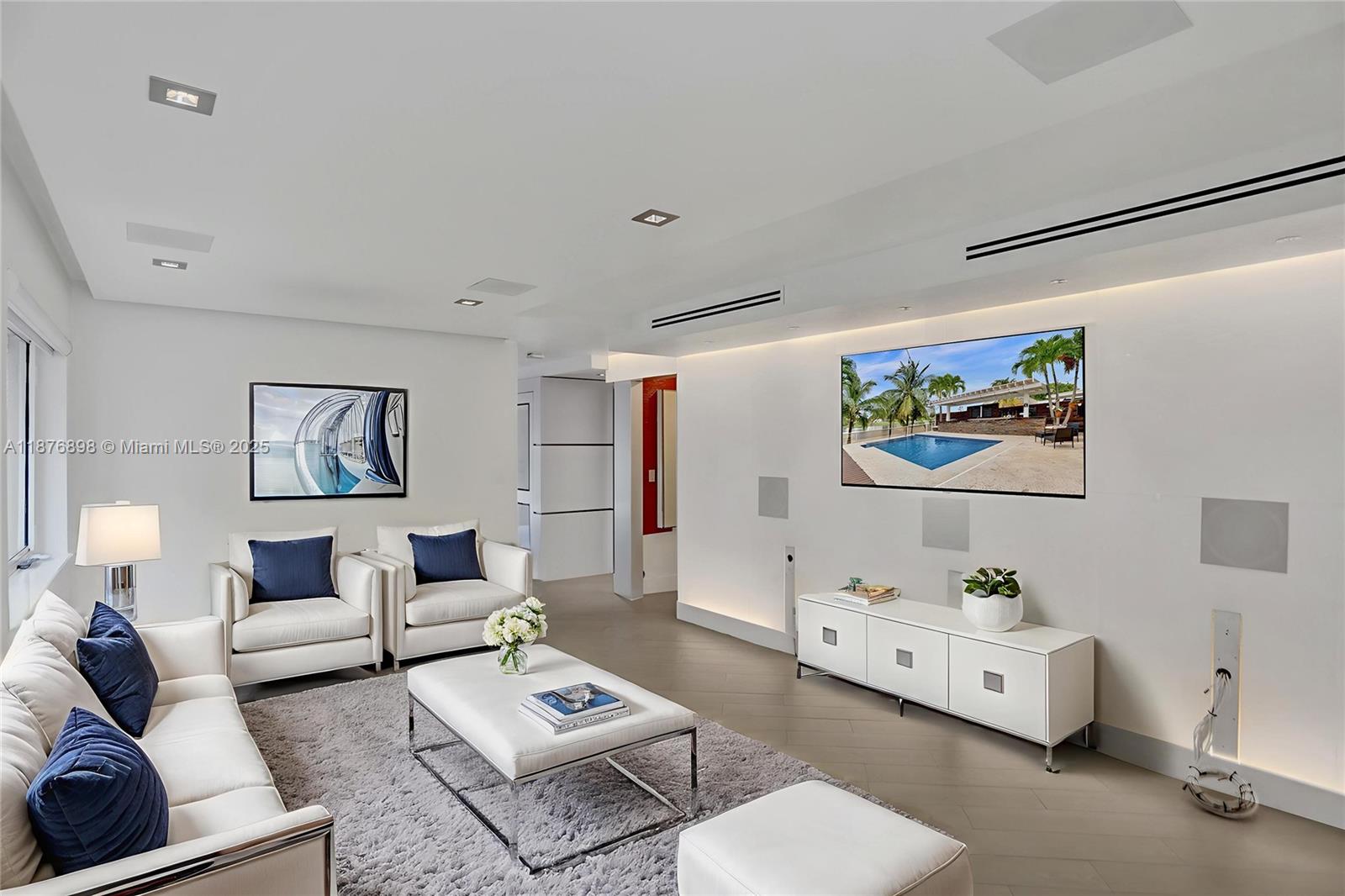 PRECIOUS HOMES AT LAKES - Residential