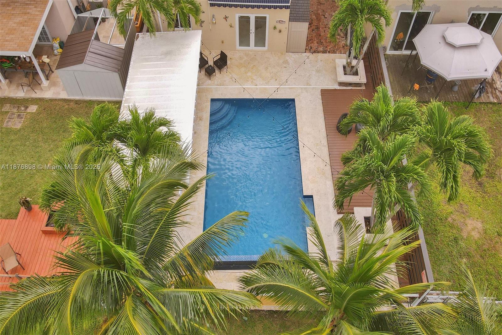 PRECIOUS HOMES AT LAKES - Residential