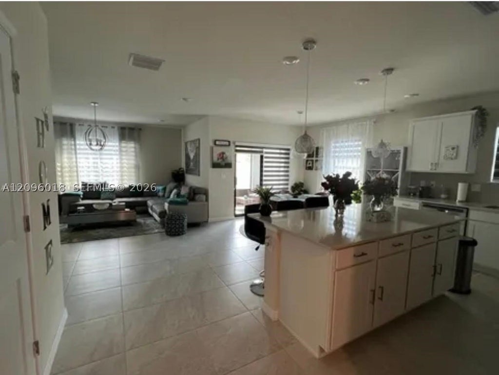 Photo of 3158 Poinciana St, Fort Lauderdale, FL 33311 (MLS # A12096018)