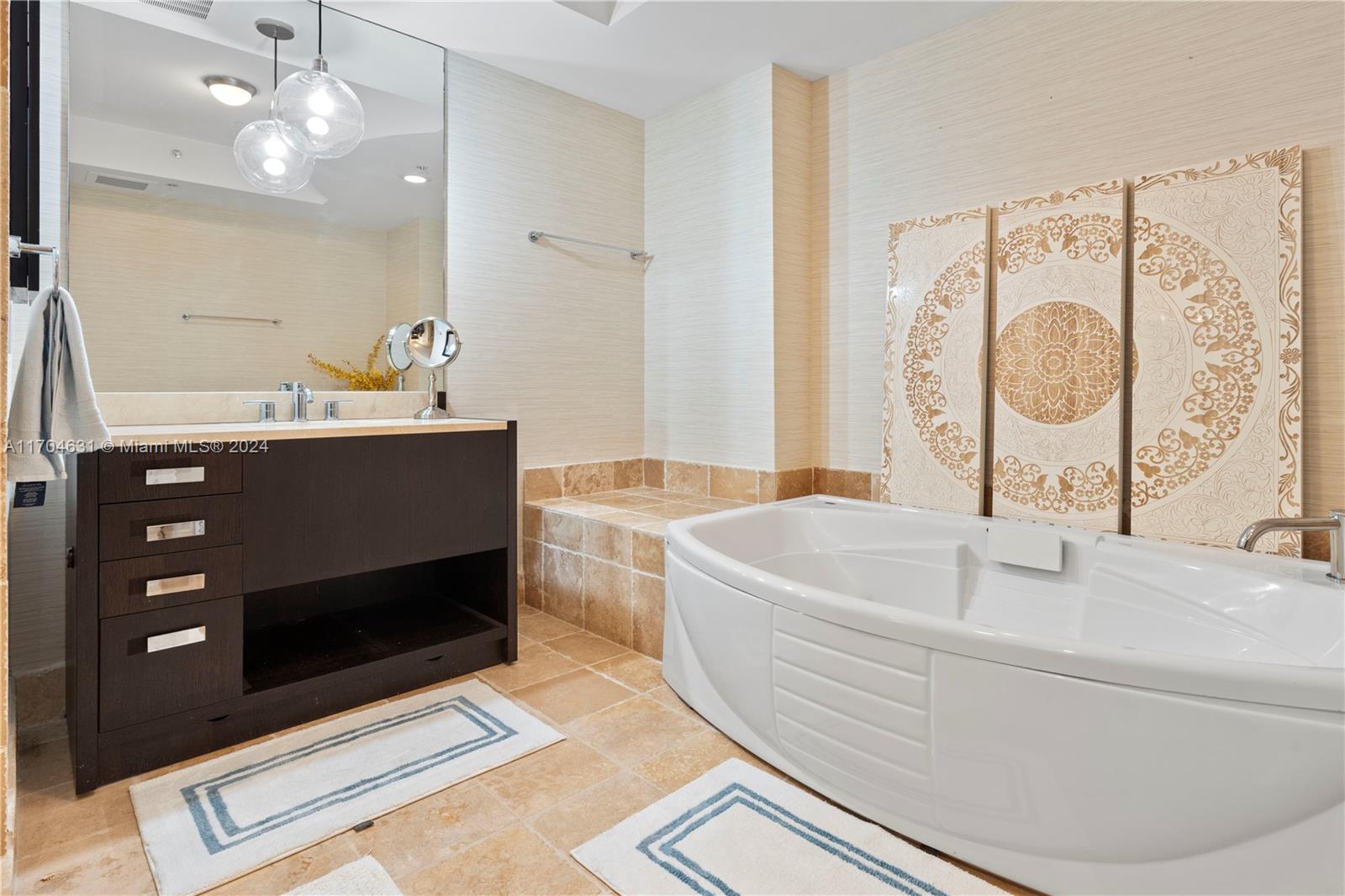 TRUMP ROYALE CONDO - Residential Lease