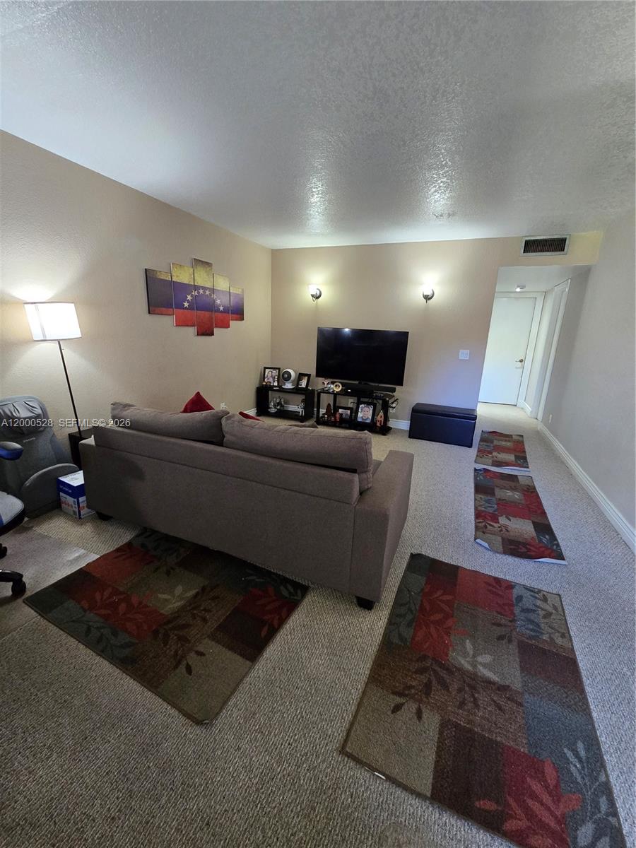 NEW HAMPTON AT CENTURY VI - Residential Lease