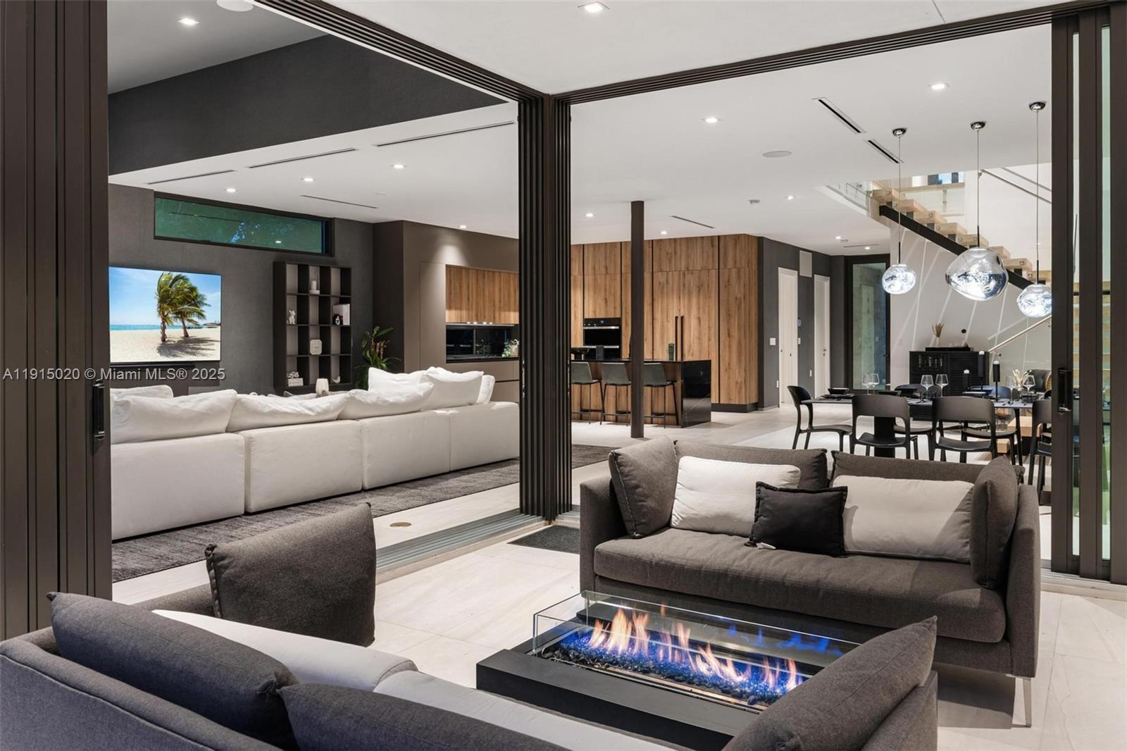 HOLLEMAN PARK - Residential Lease