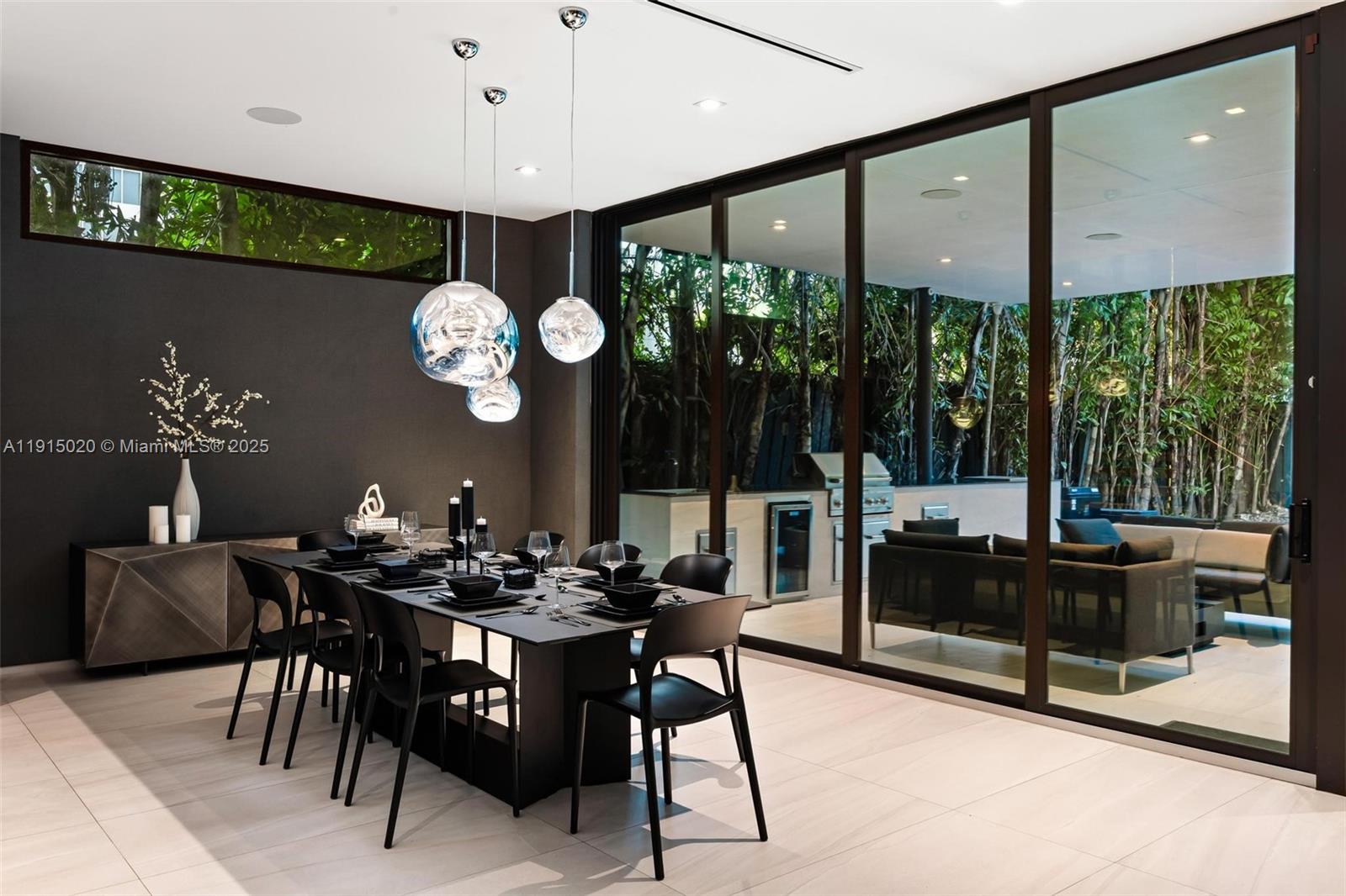 HOLLEMAN PARK - Residential Lease