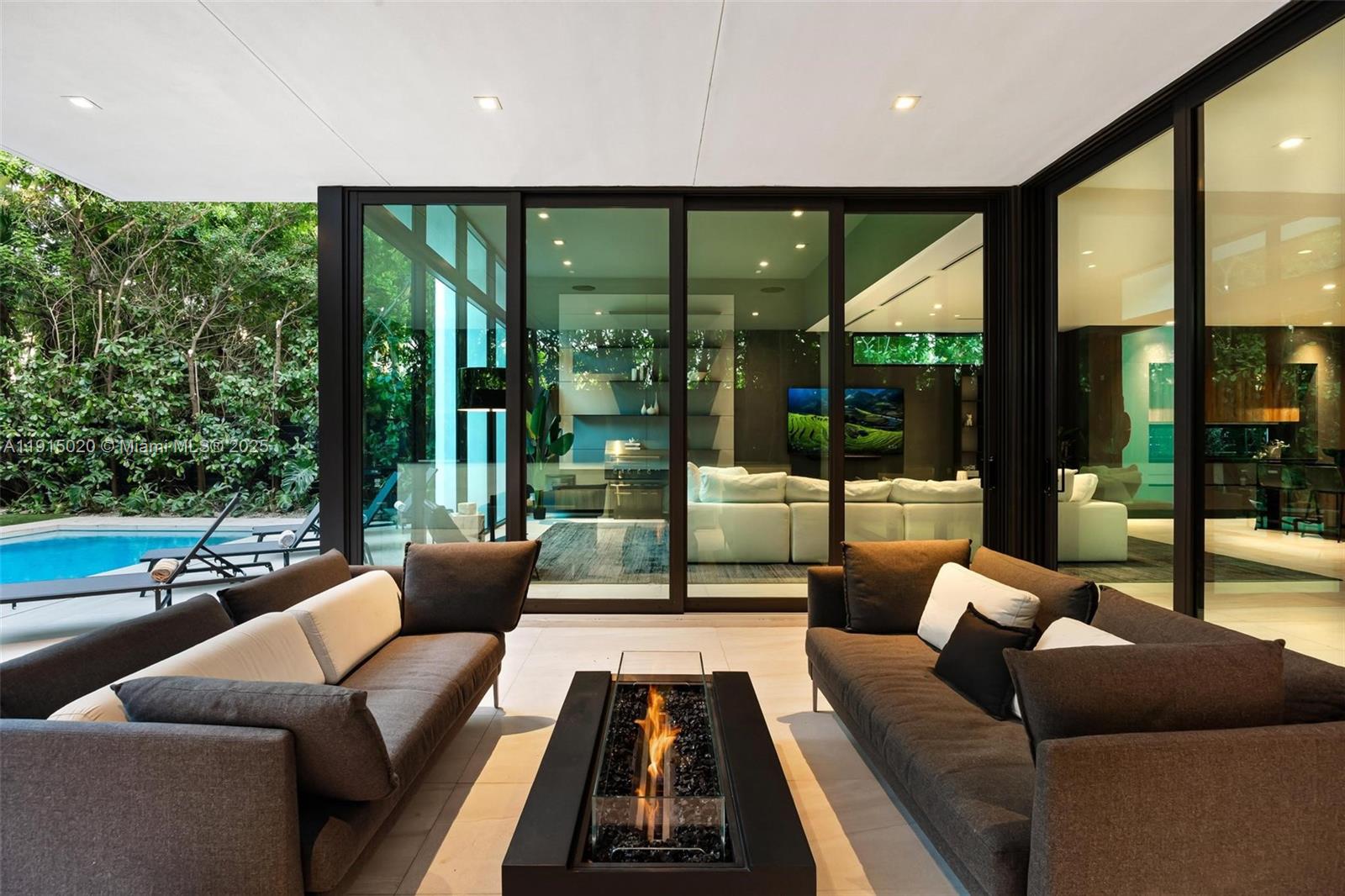 HOLLEMAN PARK - Residential Lease