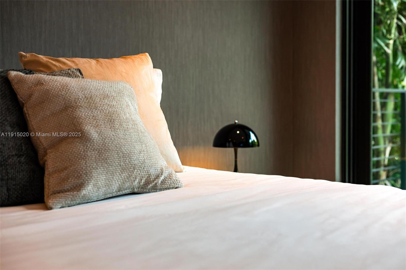 HOLLEMAN PARK - Residential Lease