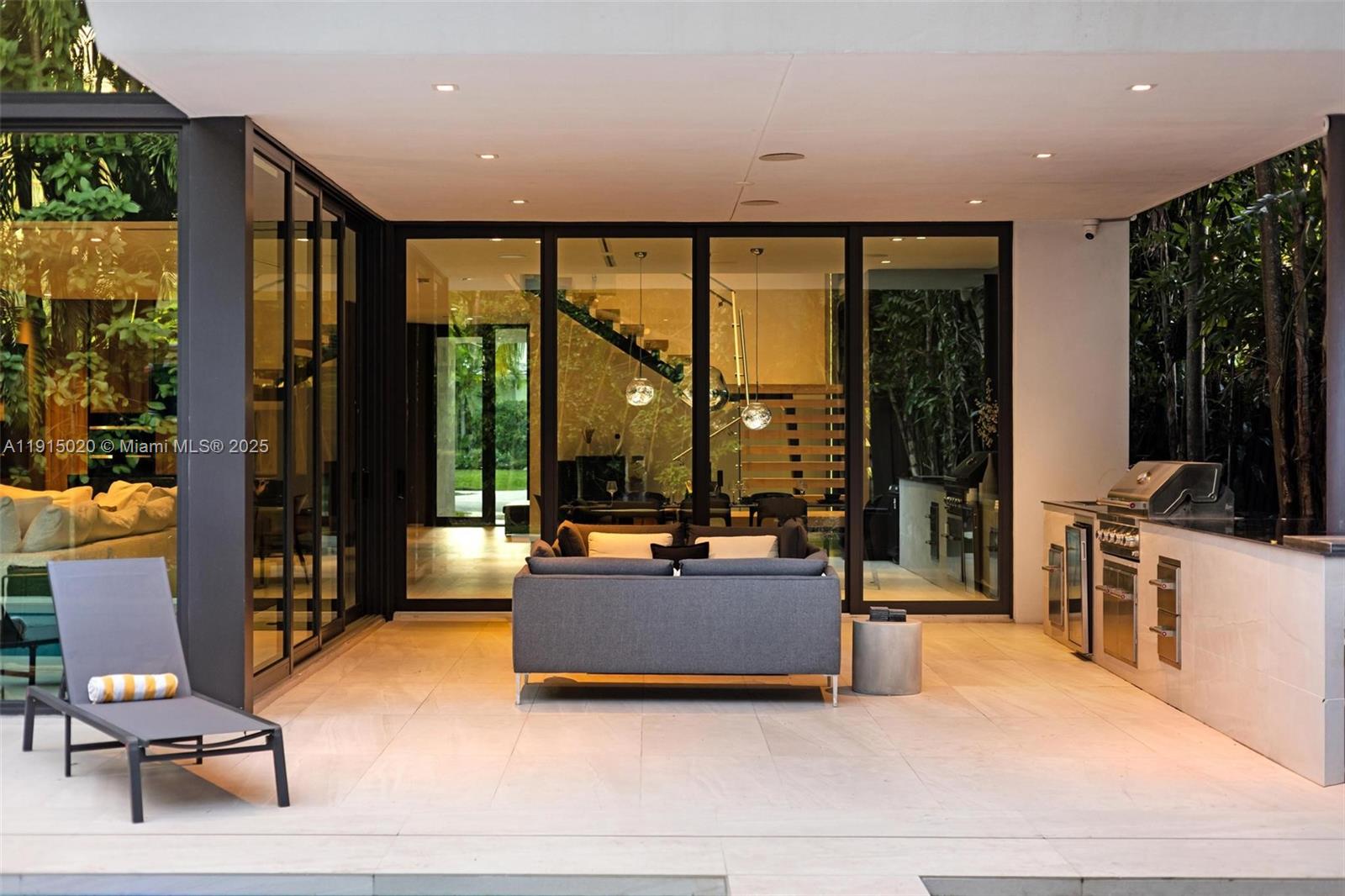 HOLLEMAN PARK - Residential Lease