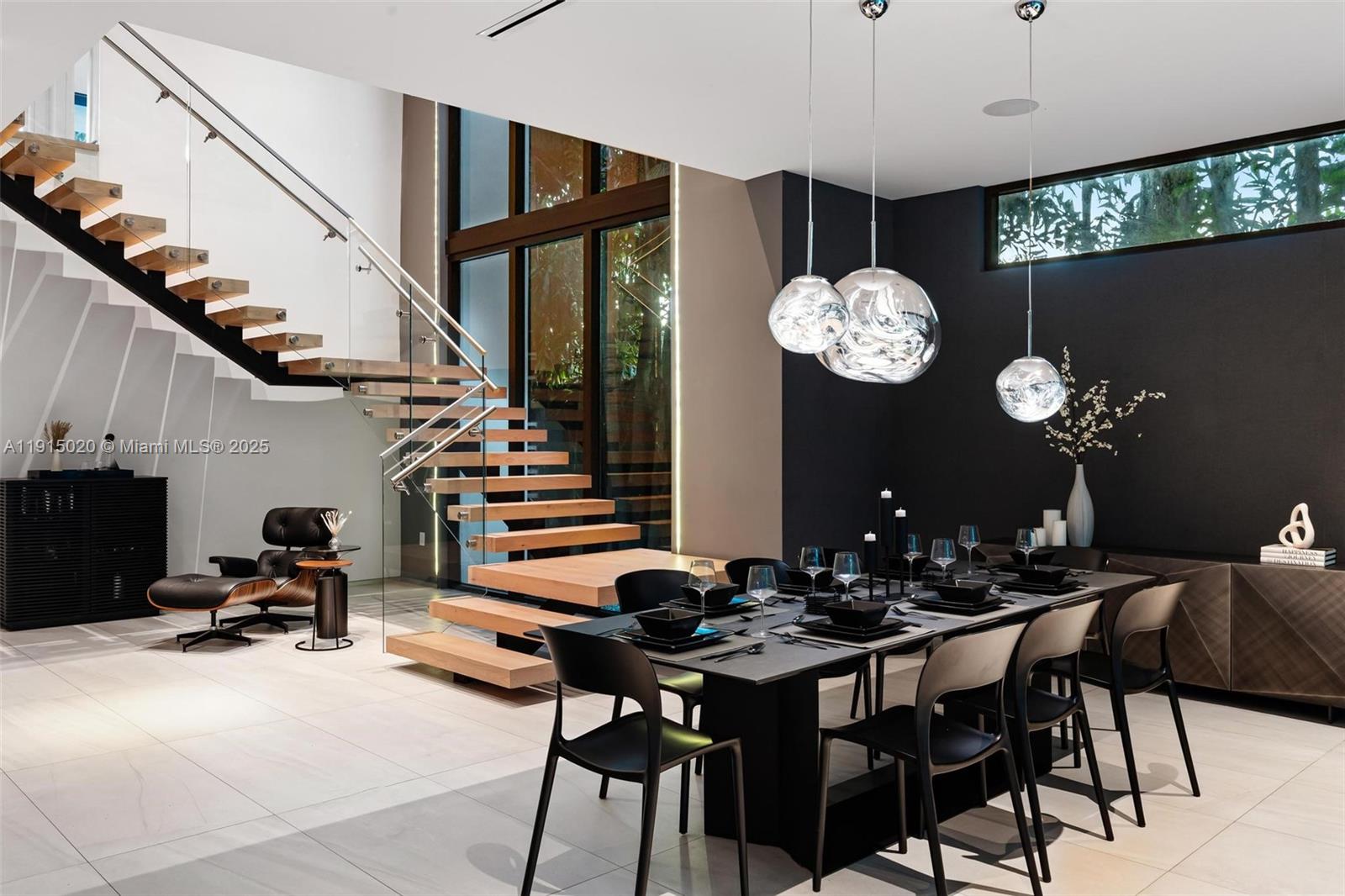 HOLLEMAN PARK - Residential Lease