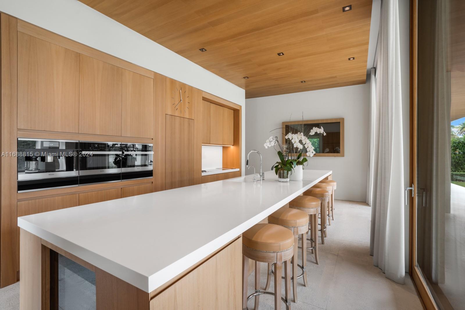 SUNSET ISLANDS-ISLAND NO 2 - Residential Lease