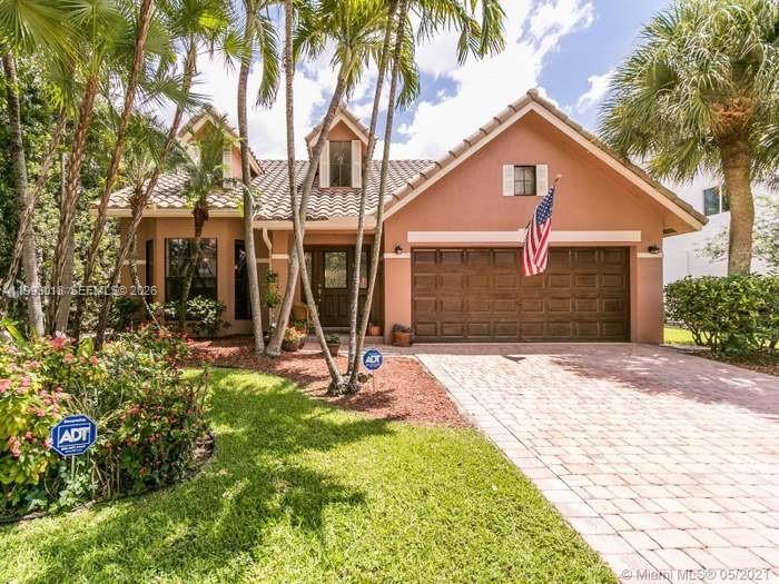 COUNTRYS POINT - Residential Lease