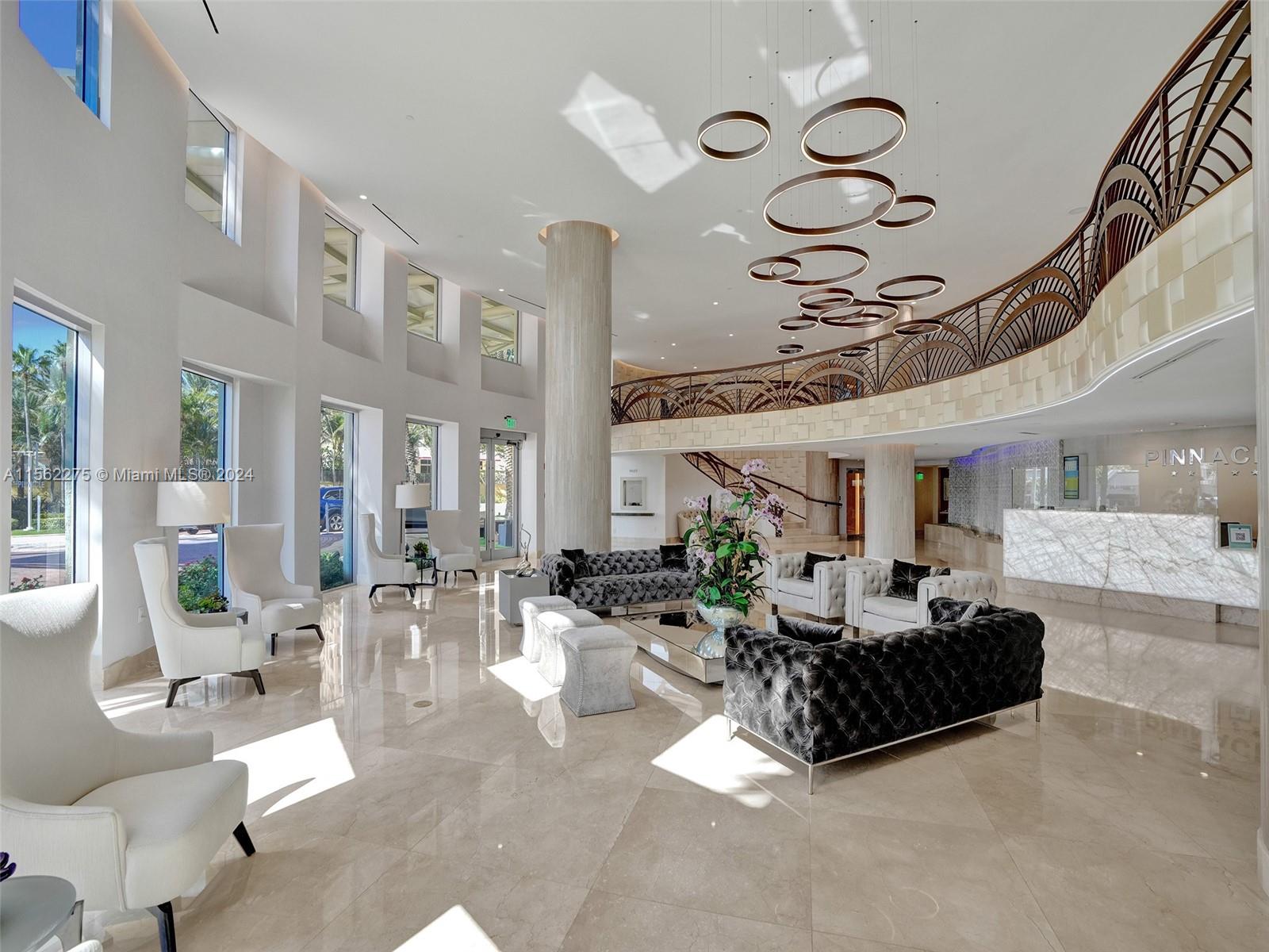 THE PINNACLE CONDO - Residential