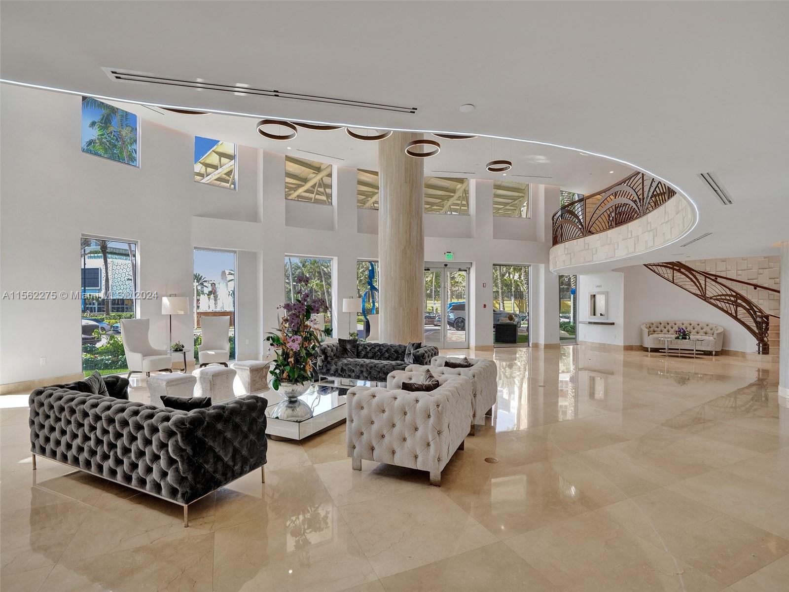 THE PINNACLE CONDO - Residential