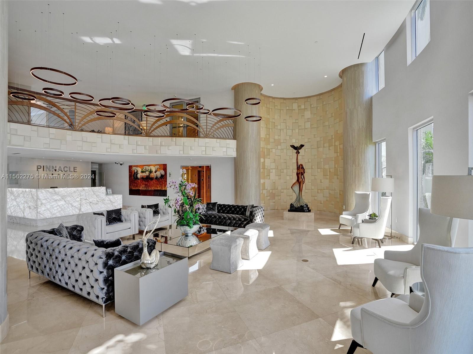 THE PINNACLE CONDO - Residential