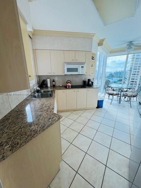 100 HIDDEN BAY CONDO - Residential Lease