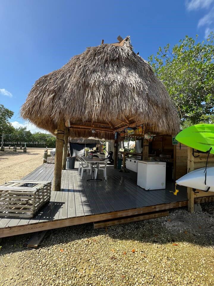 MANATEE BAY CLUB - Land