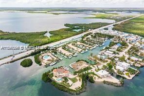 MANATEE BAY CLUB - Land